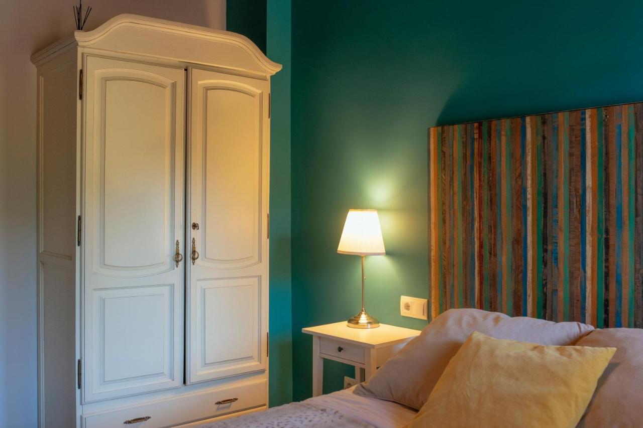 La Borda De Chelis Guest House Broto Bagian luar foto