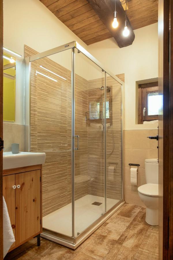 La Borda De Chelis Guest House Broto Bagian luar foto